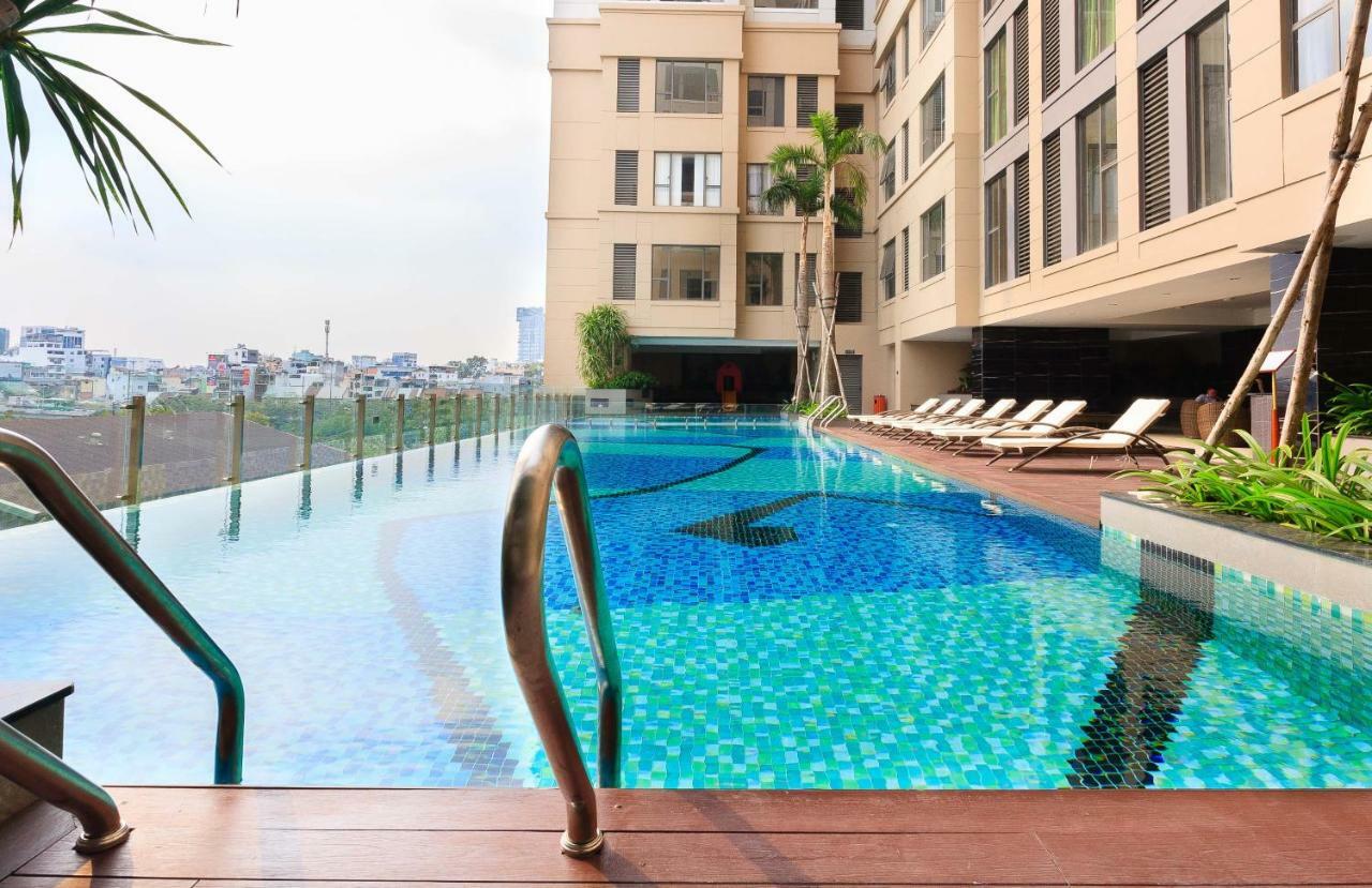 Rooftop Garden - The Tresor * Ho Chi Minh City