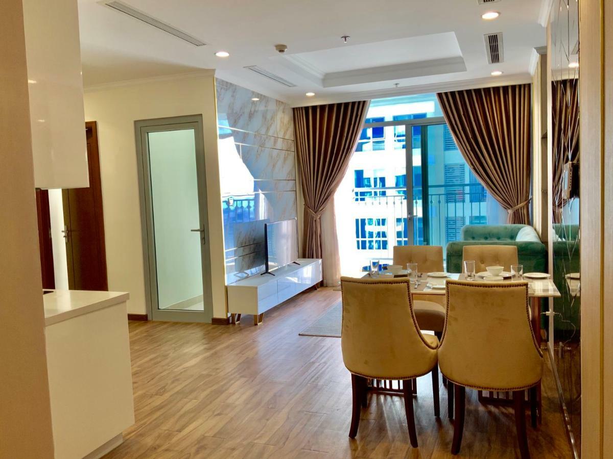 Apartment Luxhomes Saigon - Vinhomes Park *