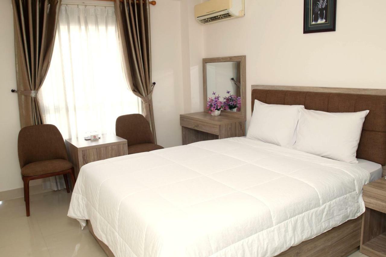 Aha Thanh Long Tan Hotel