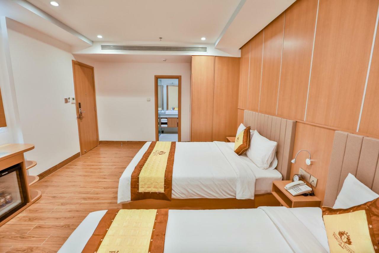 Prague Saigon Airport 3*
