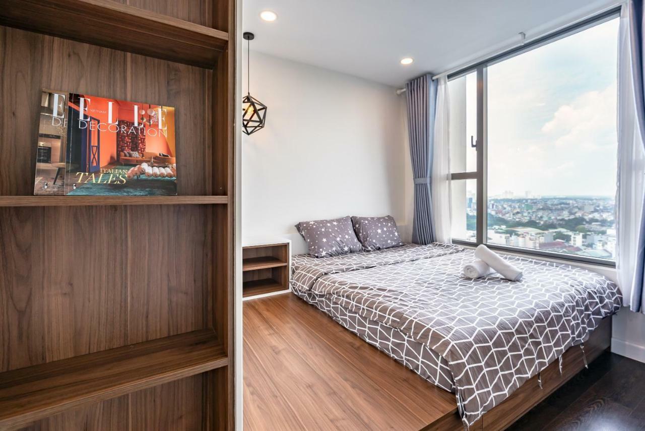 Spacious Saigon - Infinity Pool Signature Apartment
