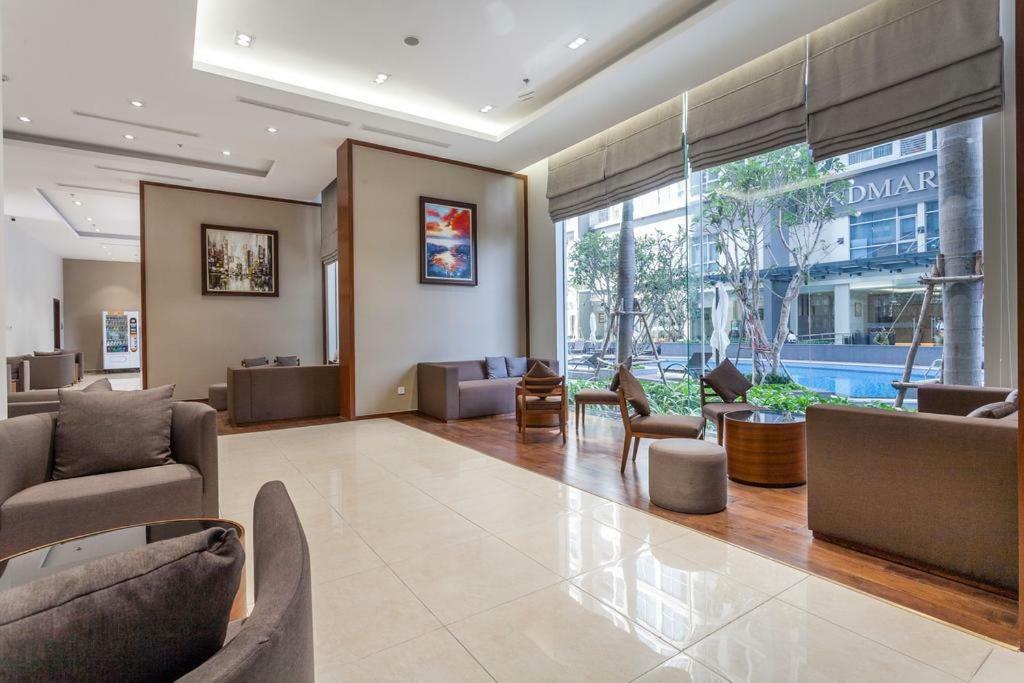 Omi Homestay - Vinhomes Central Park Apartment Ho Chi Minh City