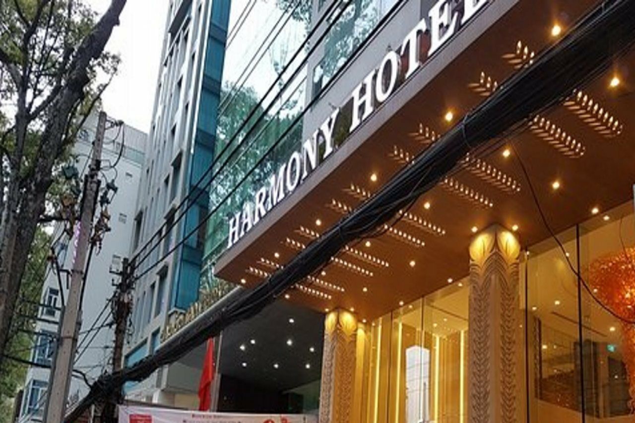 Harmony Saigon & 4*