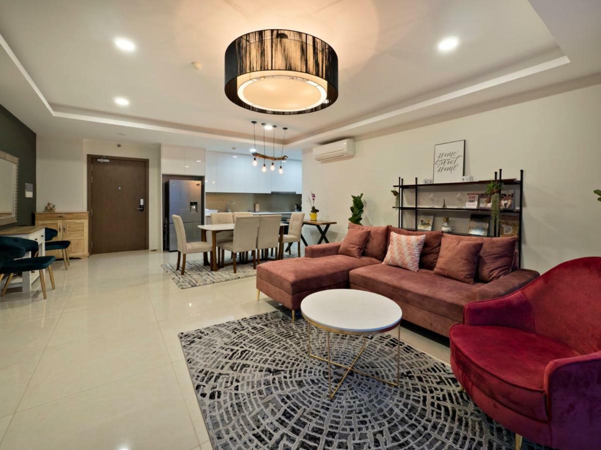 Diamond Luxury Saigon Center Aparthotel 4*