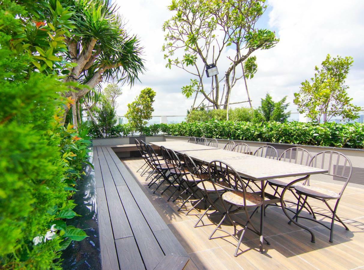 Sai Gon Party Studio-free Pool And Gym At Center Apartment *