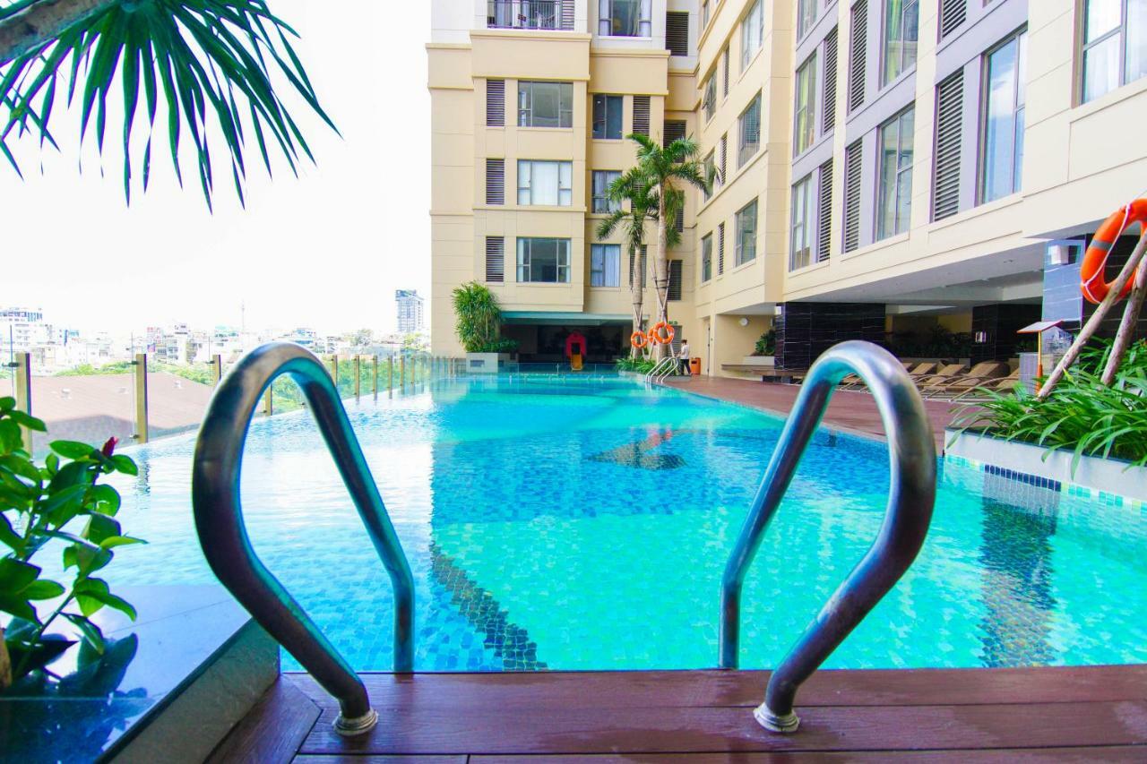 Sai Gon Party Studio-free Pool And Gym At Center *