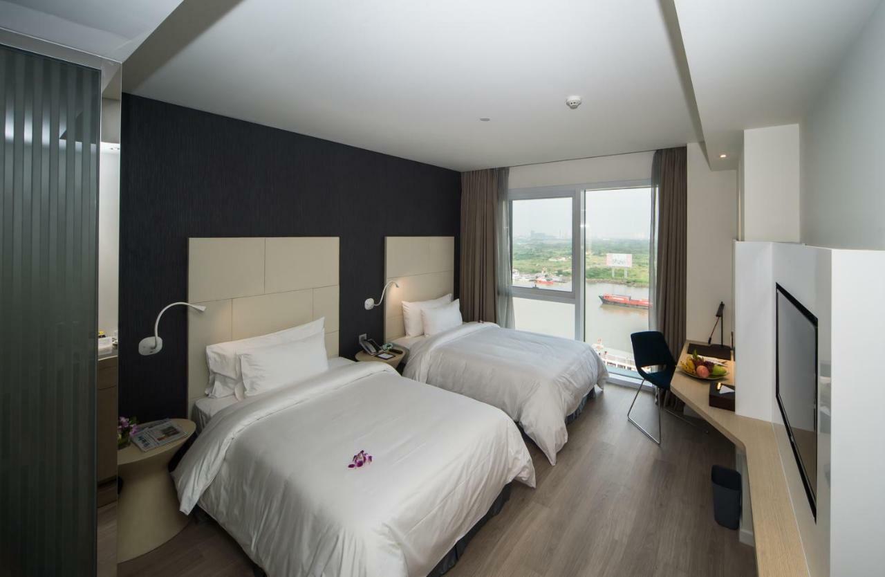Hotel Liberty Saigon Riverside