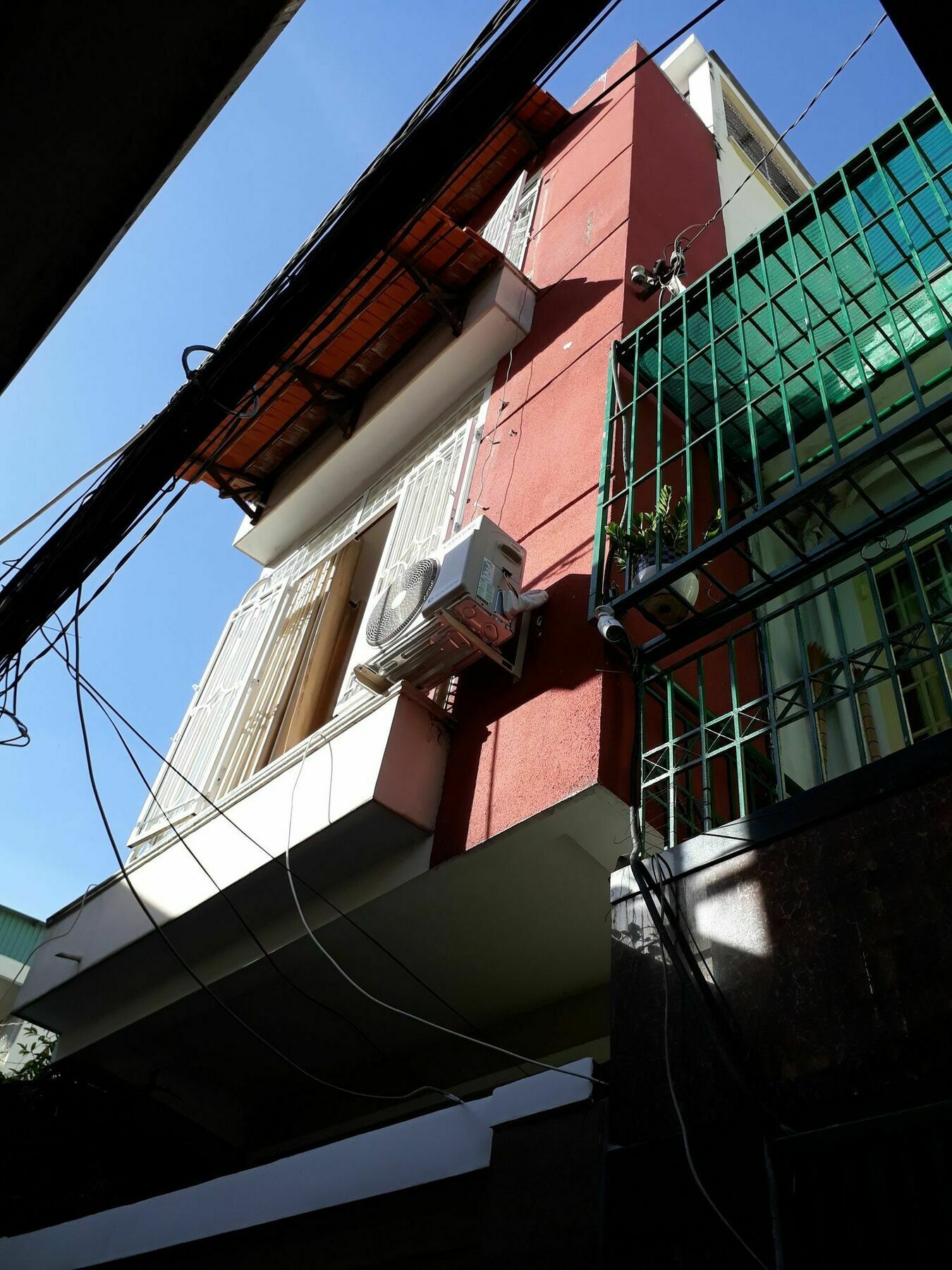 T&t 2* Ho Chi Minh City