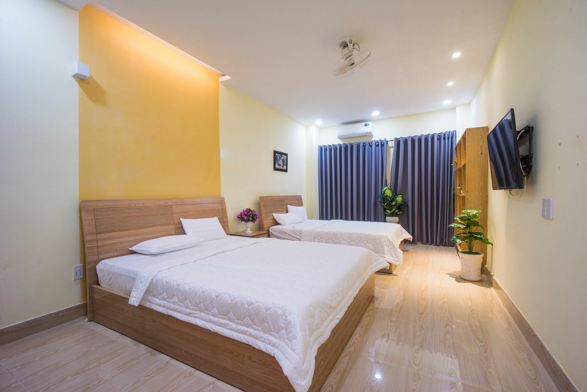 Hotel Language Exchange 2*