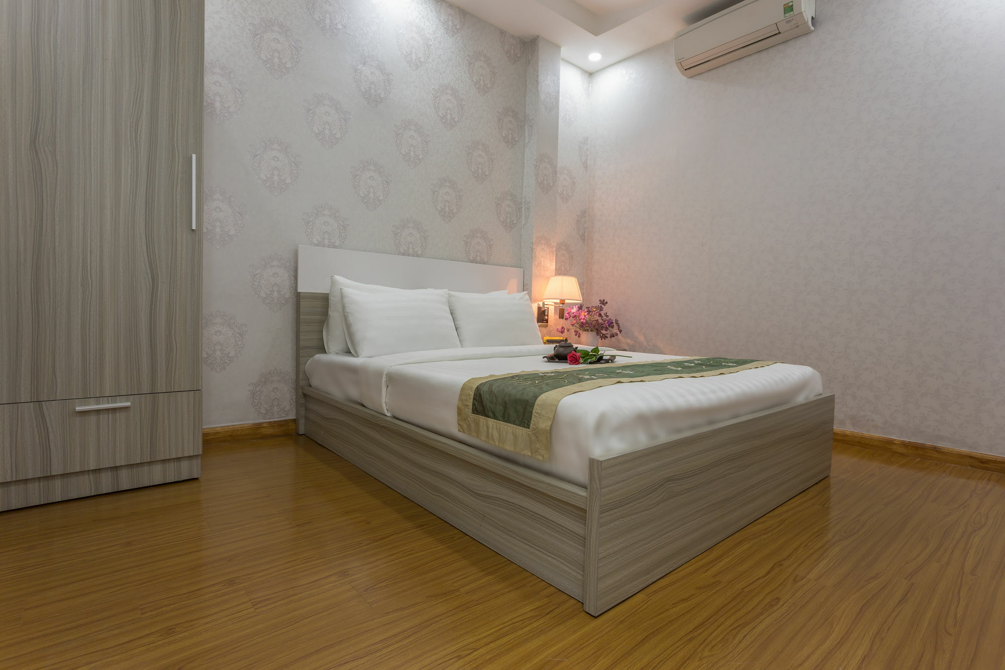 Hong Vina Ben Thanh Hotel