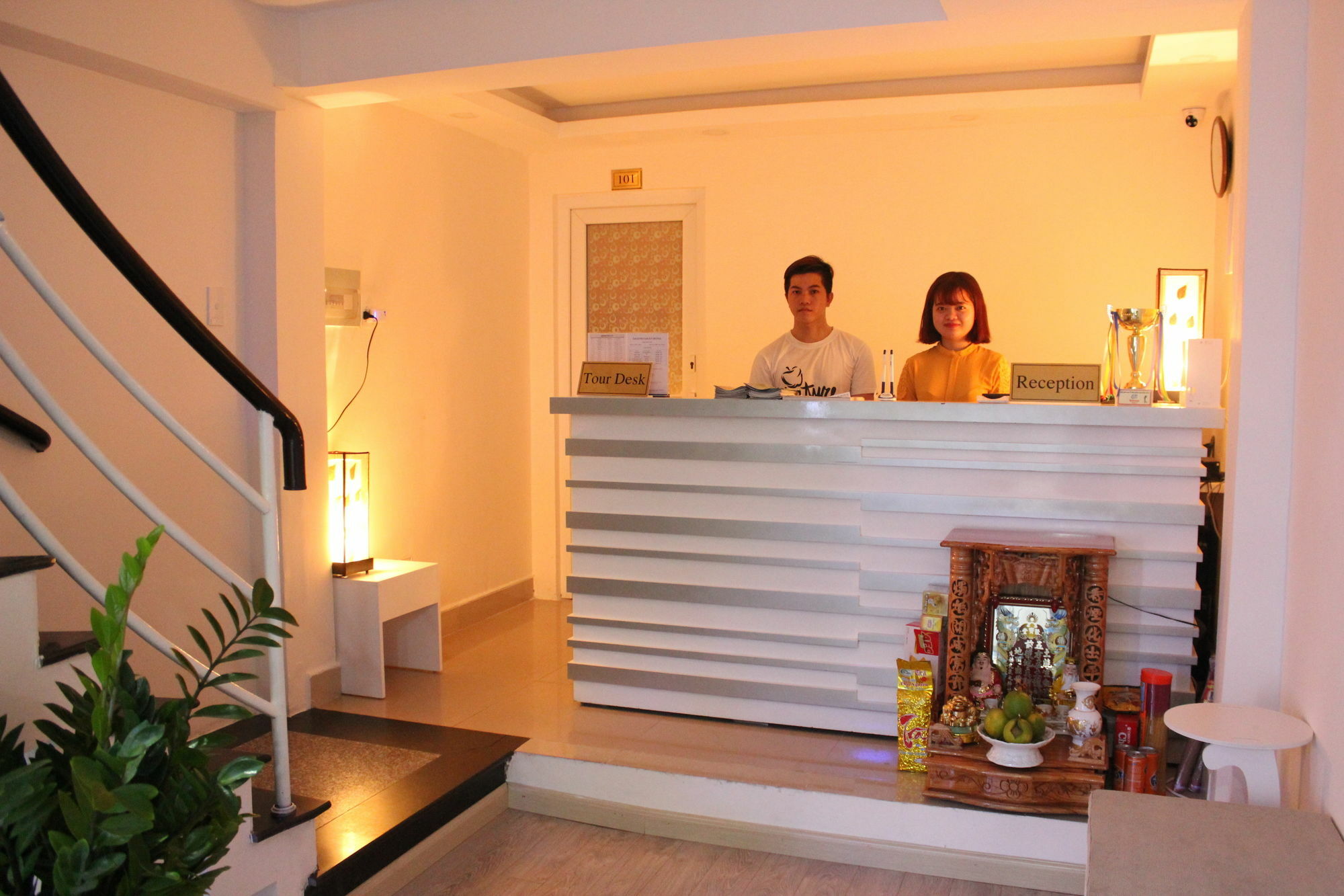 Legend Saigon Hotel *