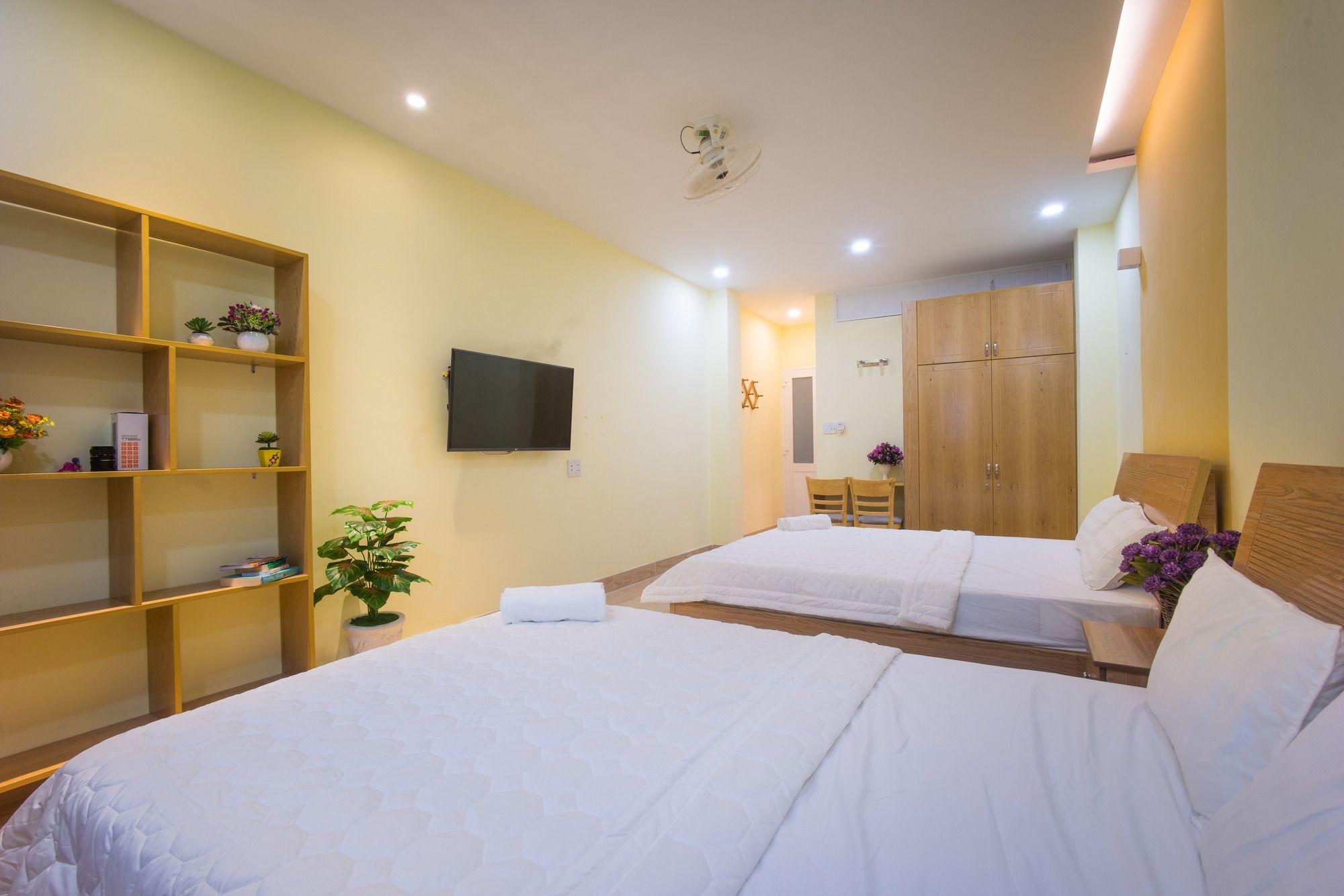 Hotel Language Exchange 2*