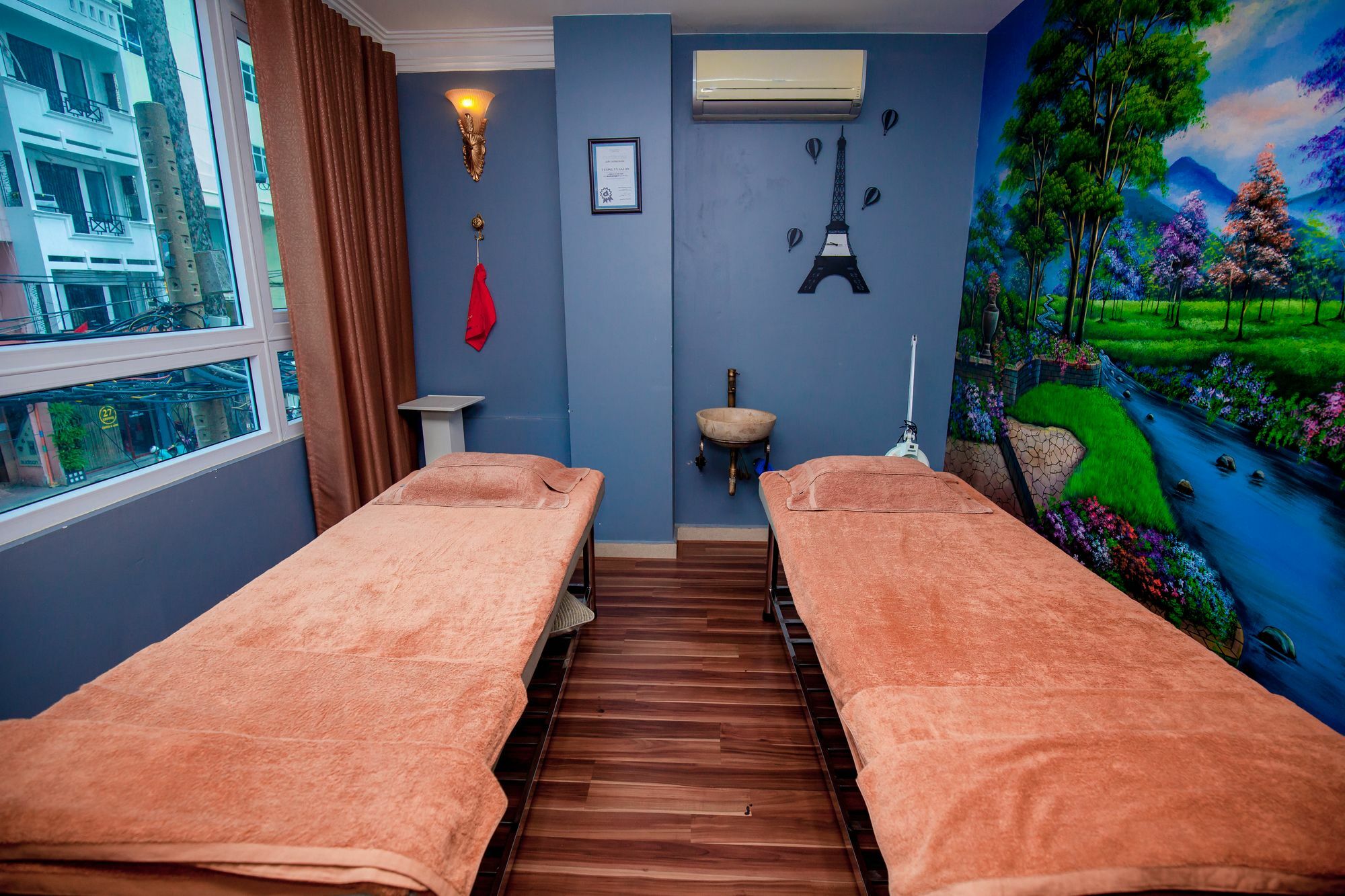 Hotel Tuong Vy Ho Chi Minh City