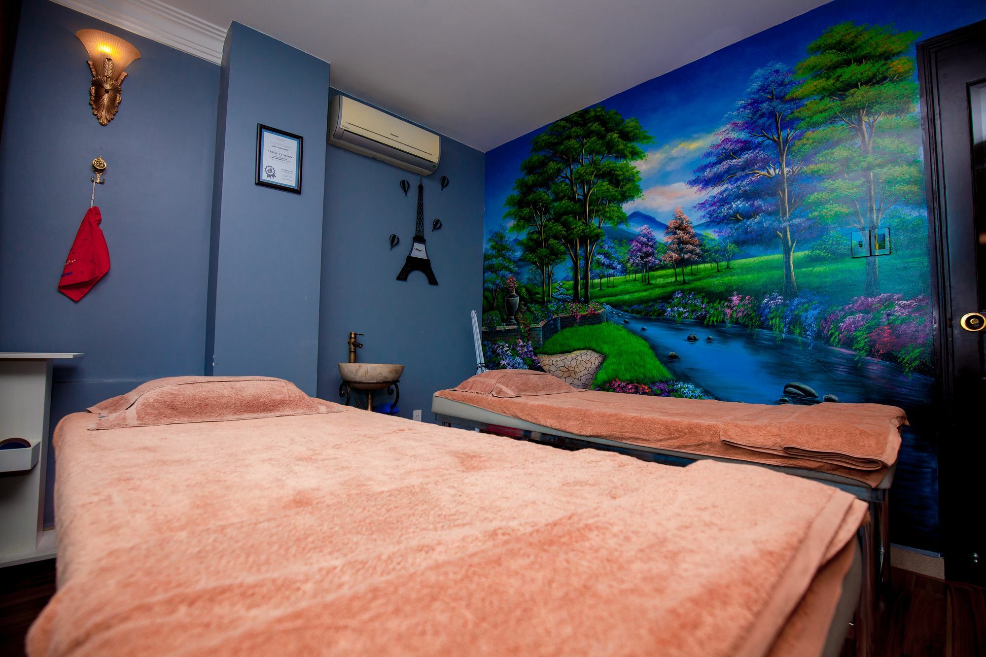 Tuong Vy Hotel