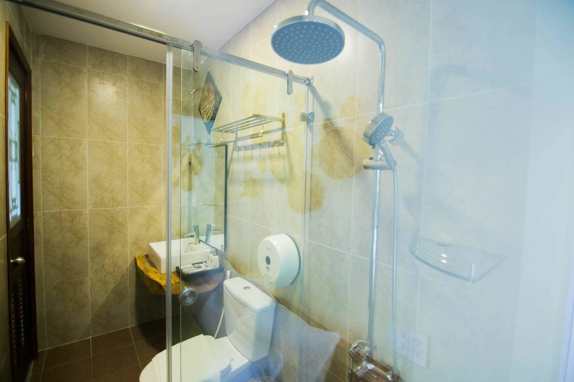 138 3* Ho Chi Minh City