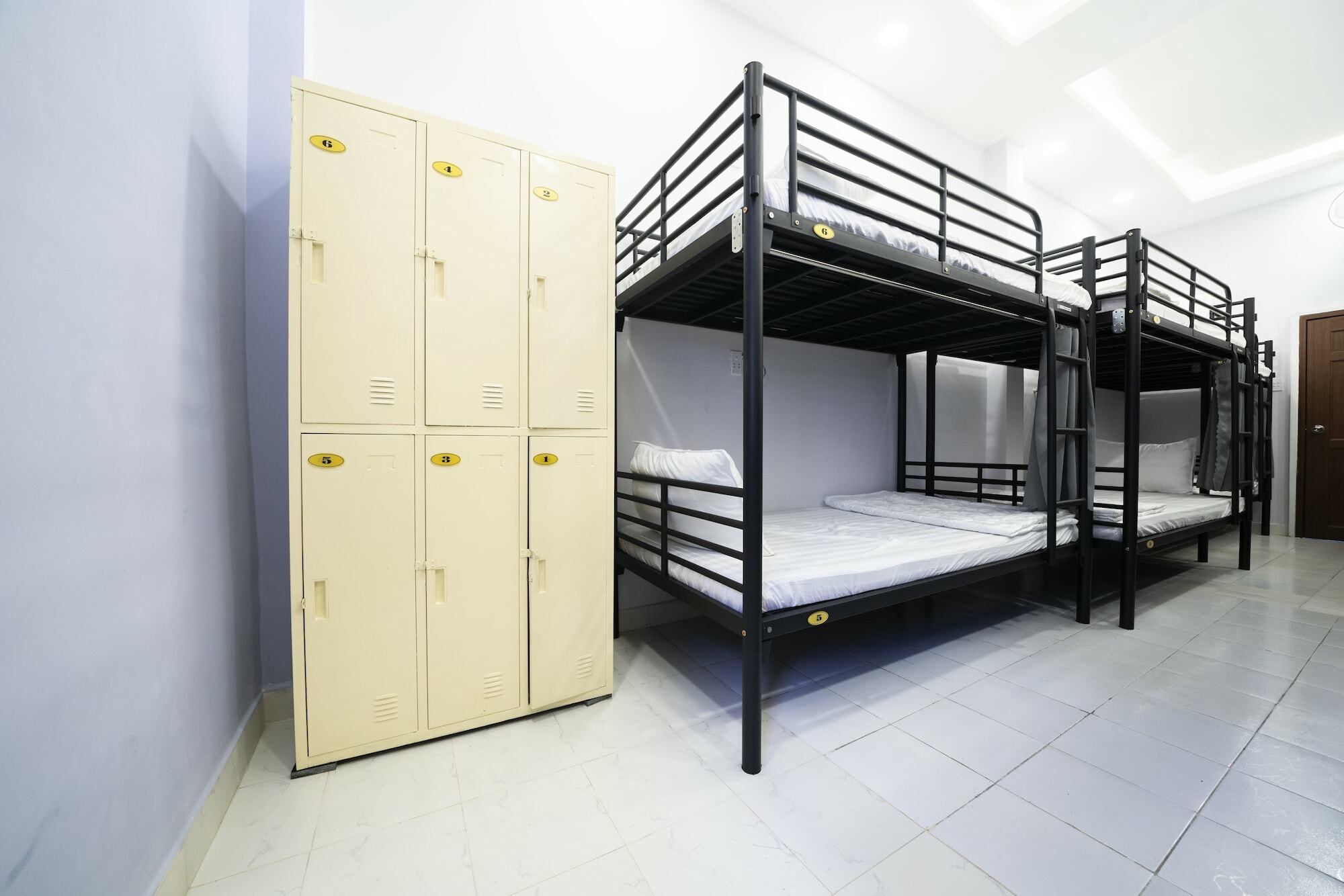 Saigon Center Hotel 2*