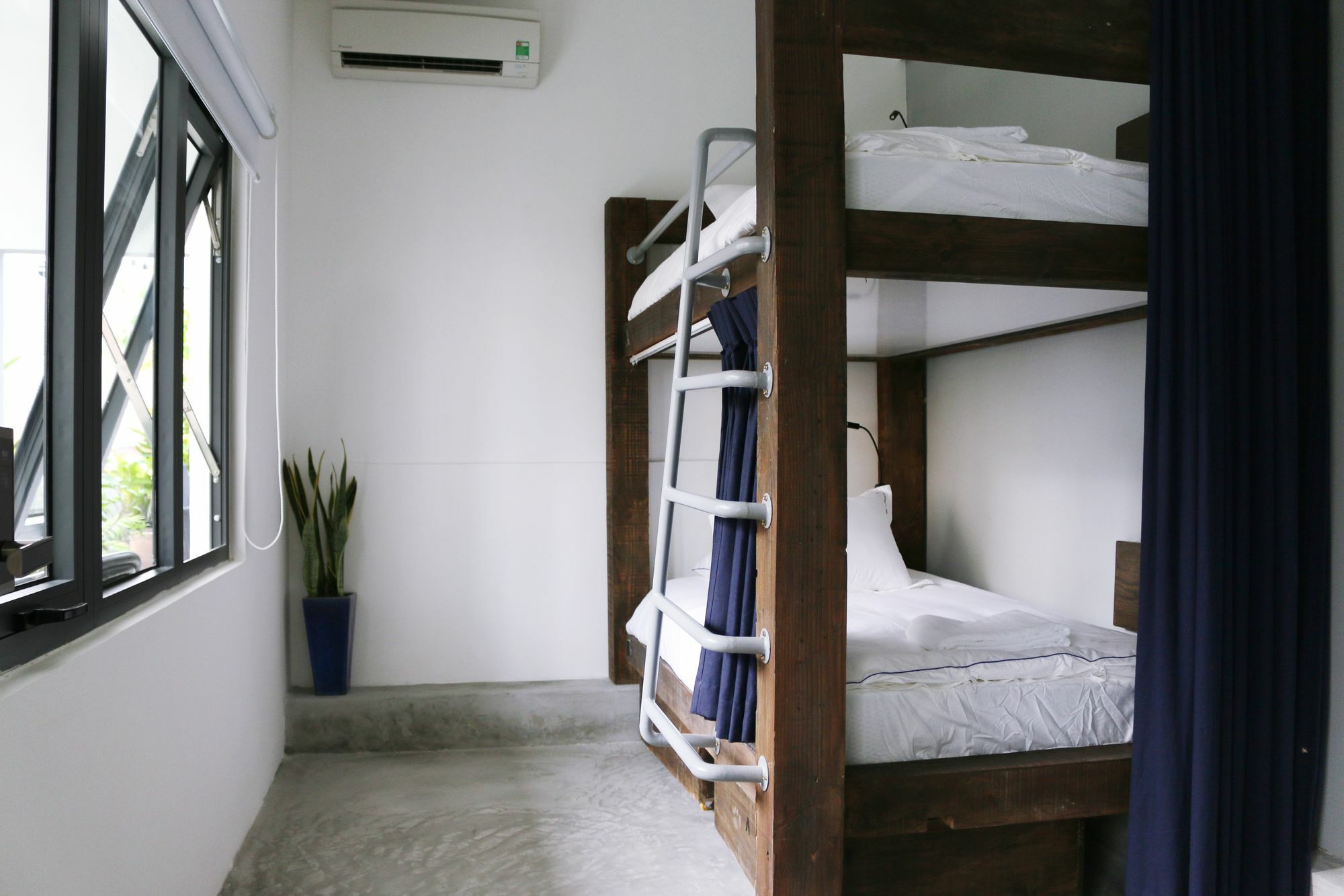The Dorm Saigon - Adults Only Hotel 2*