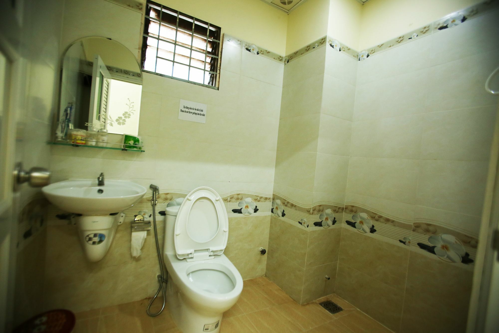An Nhien 5b Hotel *