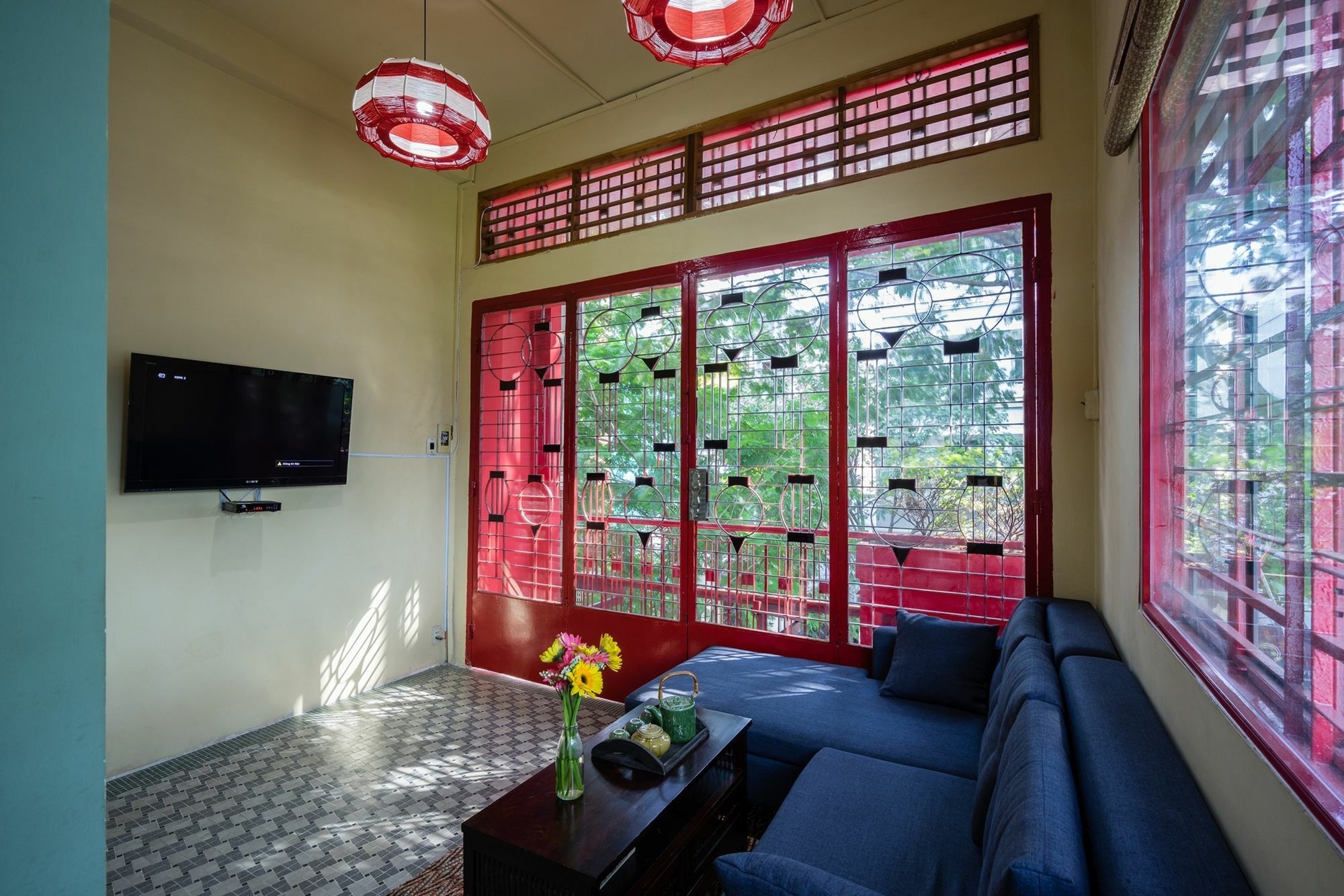 The Red House - 2*