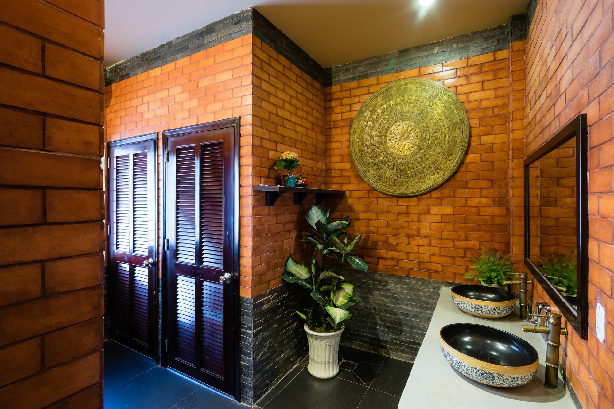 Hotel The Red House -