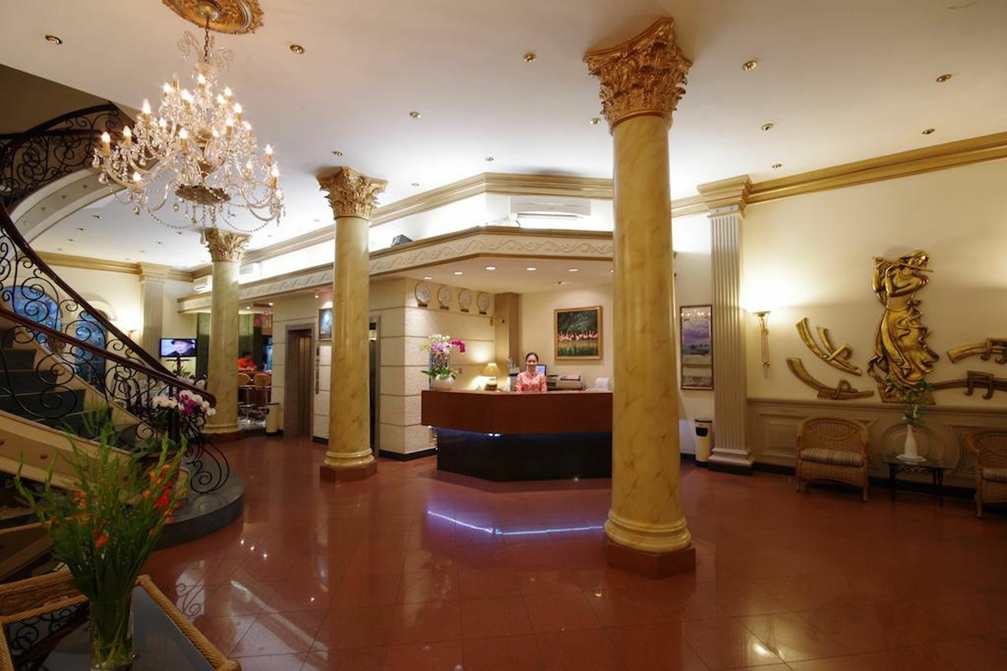 Hotel The Spring Ho Chi Minh City