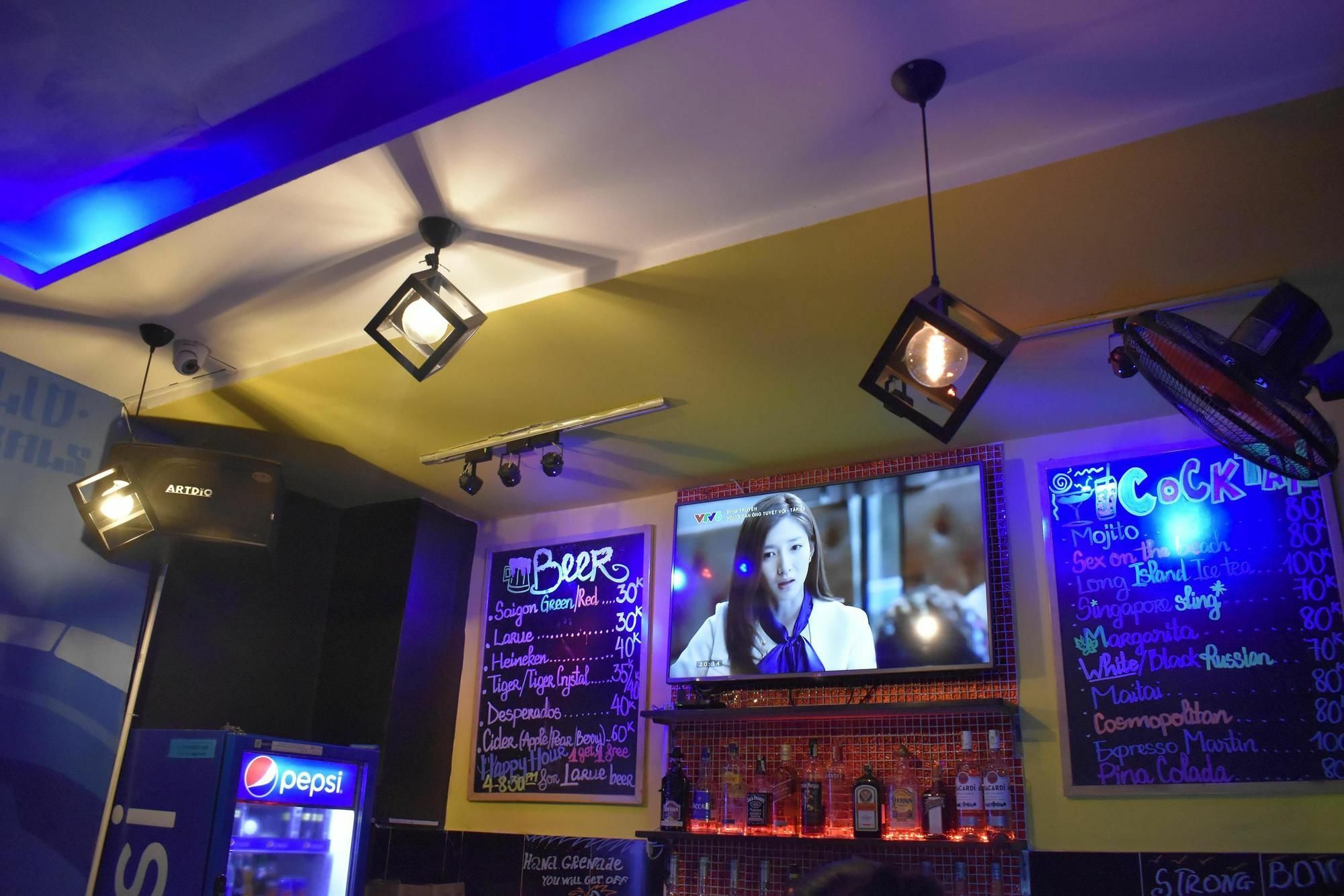 Hangout Hcm (adults Only) * Ho Chi Minh City