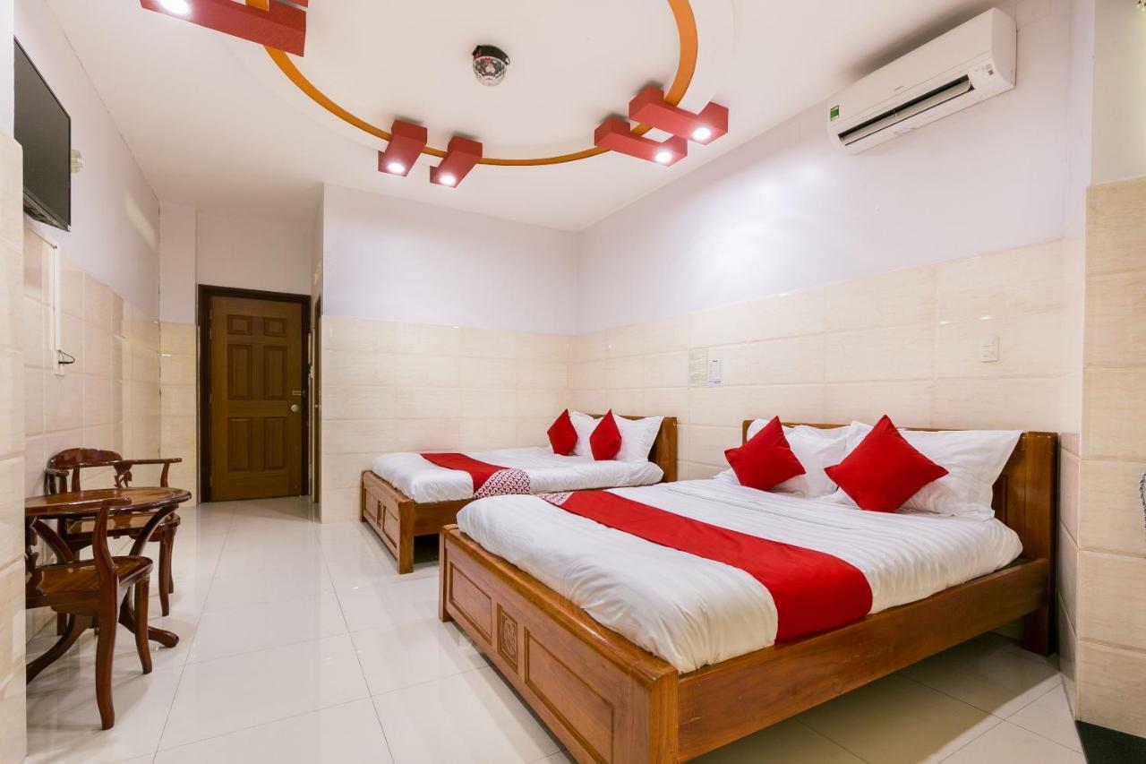 Vaccinated Staff - Oyo 397 Thanh Hotel Ho Chi Minh City