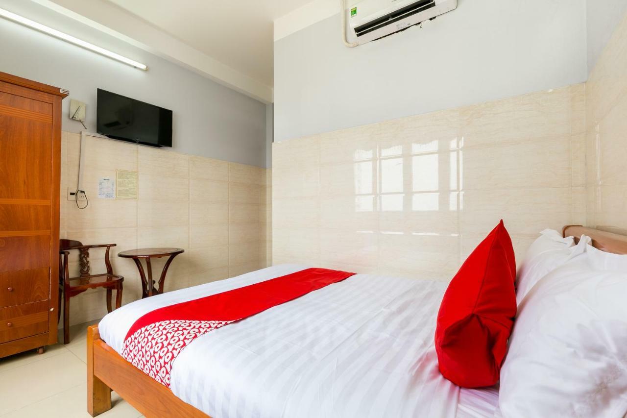 Vaccinated Staff - Oyo 397 Thanh Hotel Ho Chi Minh City
