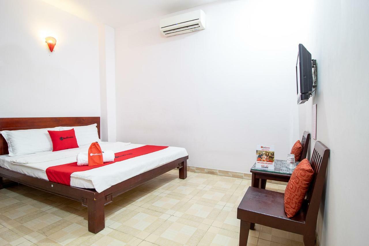 Reddoorz Near Vincom Go Vap Ho Chi Minh City