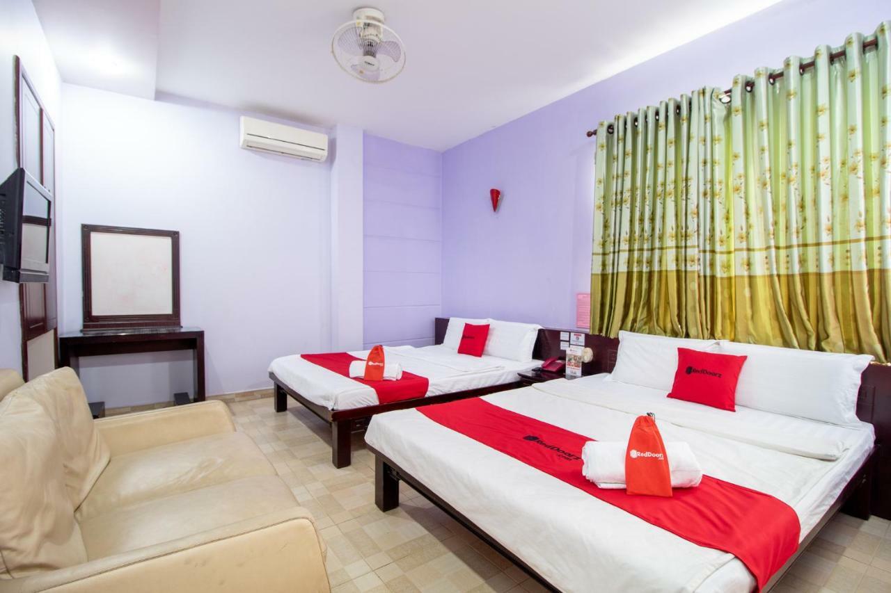 Hotel Reddoorz Near Vincom Go Vap