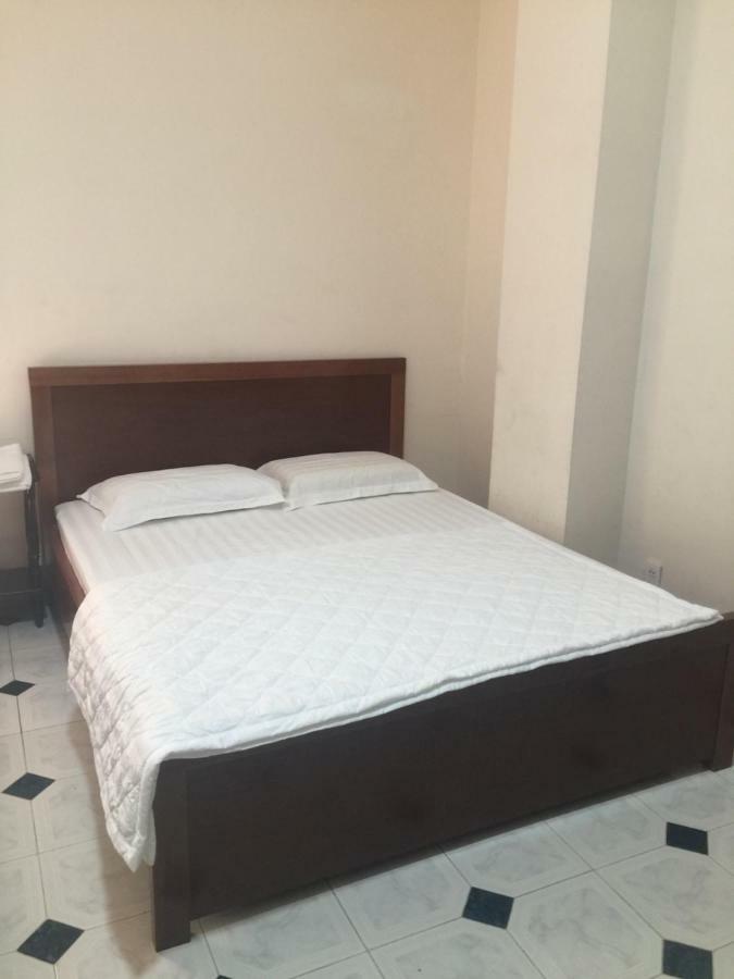 B.v.i Hotel 2*