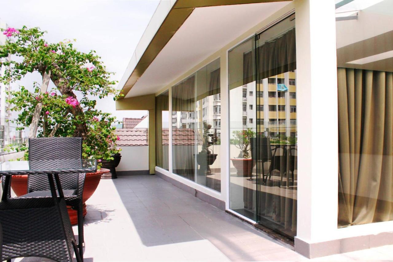 Lila Luxury And 3*