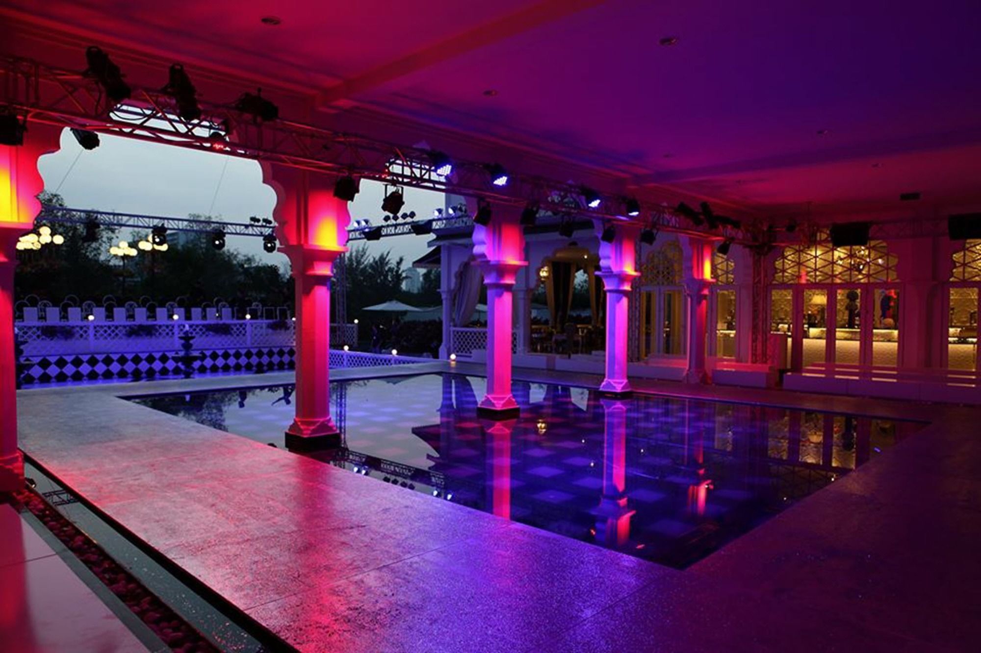 Hotel Chloe Gallery 5*
