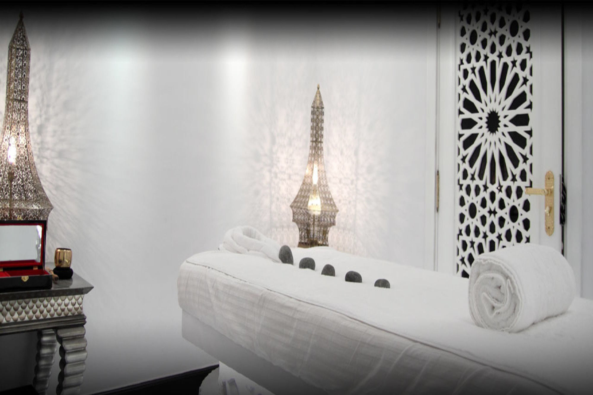Hotel Chloe Gallery