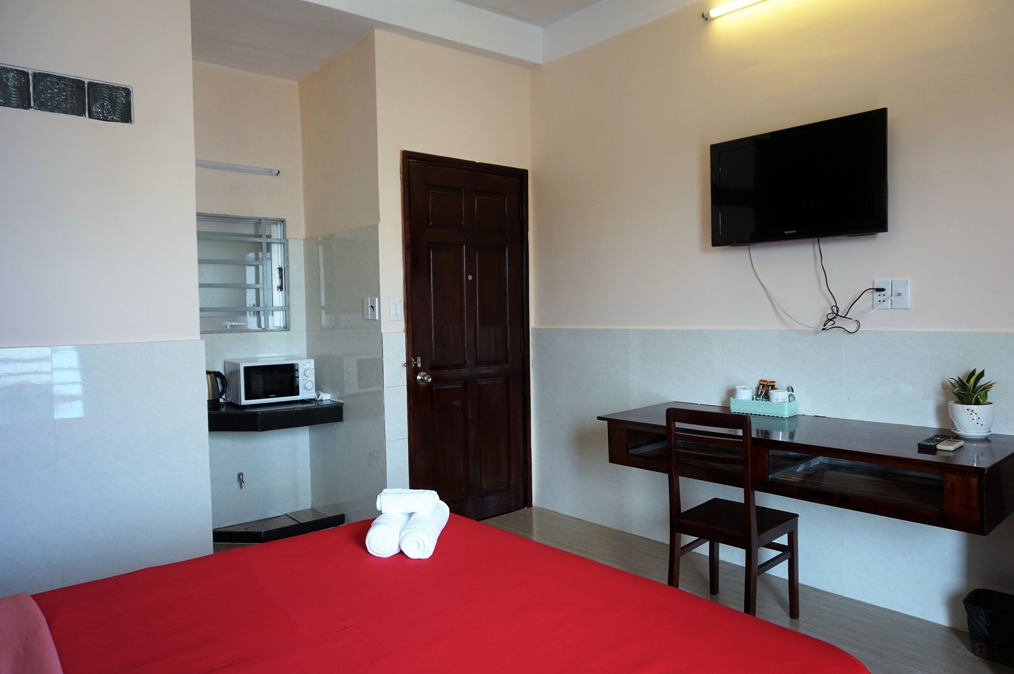 Reddoorz Near Khu Che Xuat Tan Thuan 2 Guest house 2*