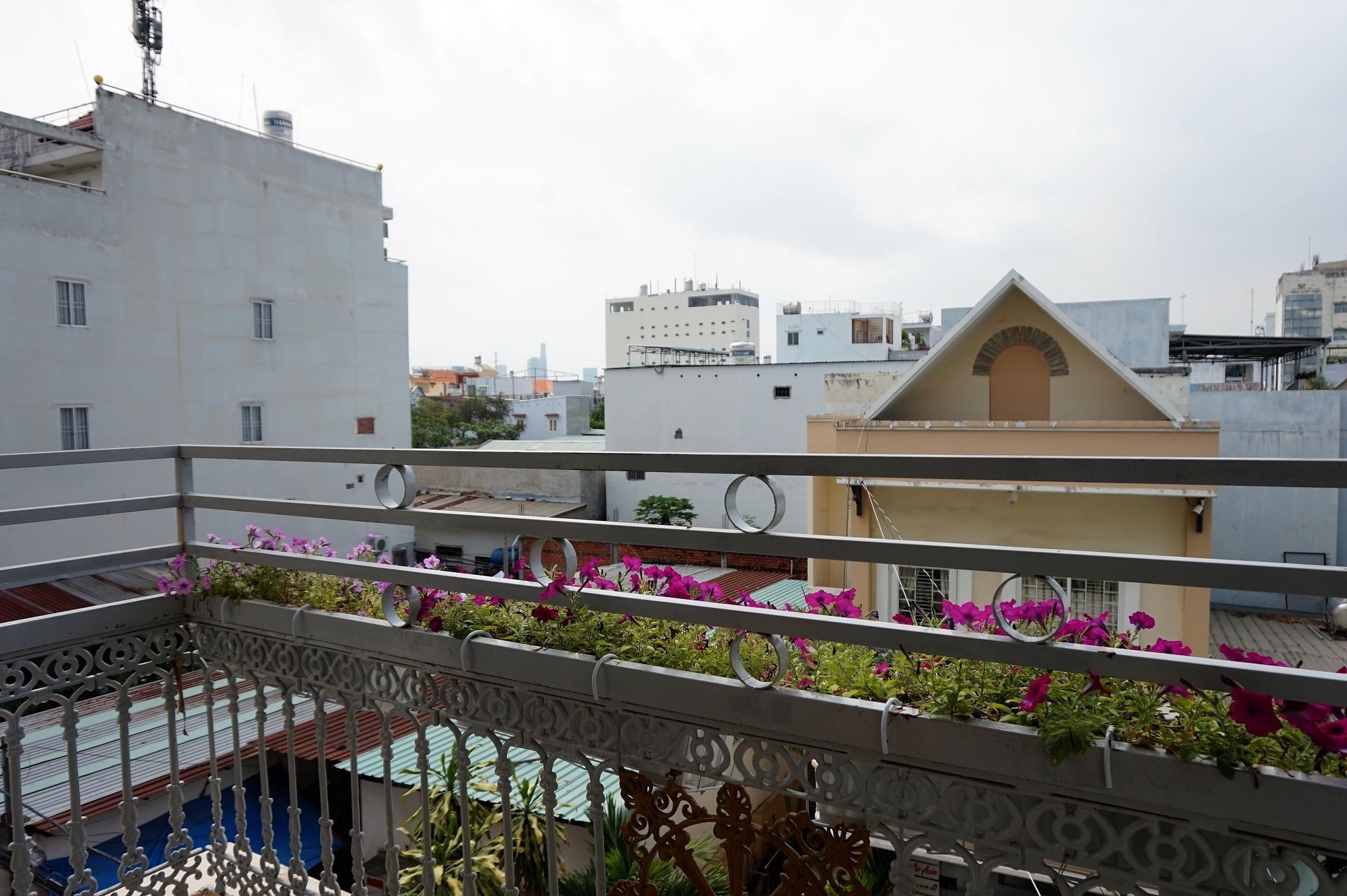 Reddoorz Near Khu Che Xuat Tan Thuan 2