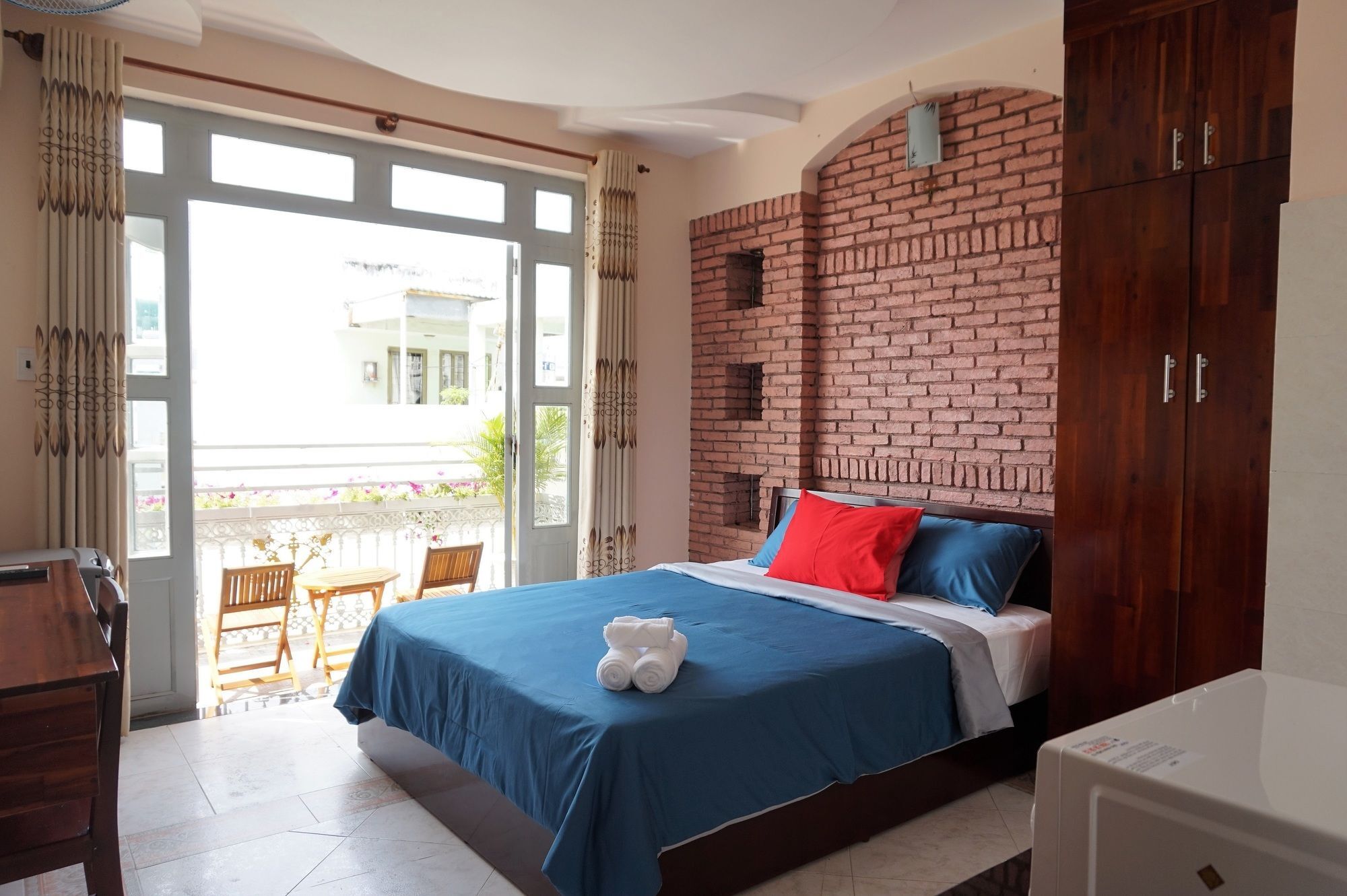 Reddoorz Near Khu Che Xuat Tan Thuan 2 2*