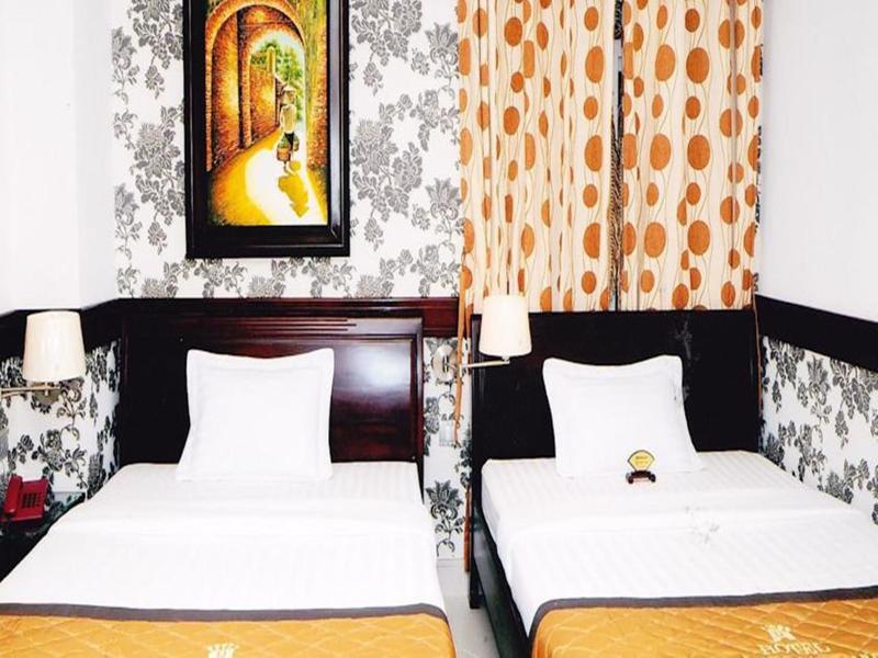 Hoang Thanh Thuy Airport 2 - Gan Am Thuc Dem Cho Hoang Hoa Tham Hotel 2*