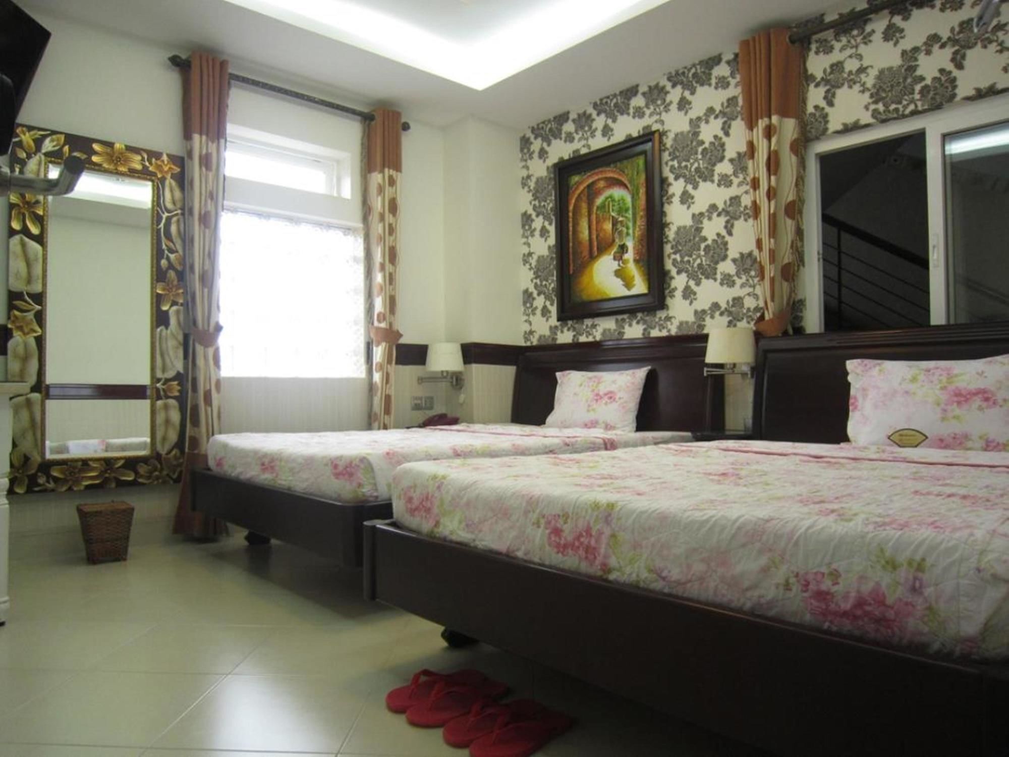 Hoang Thanh Thuy Airport 2 - Gan Am Thuc Dem Cho Hoang Hoa Tham 2* Ho Chi Minh City
