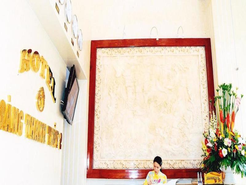 Hotel Hoang Thanh Thuy Airport 2 - Gan Am Thuc Dem Cho Hoang Hoa Tham 2*