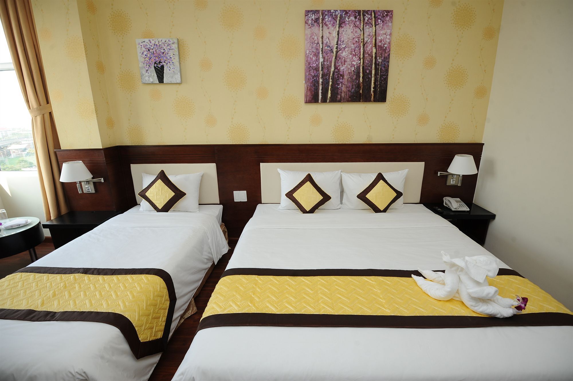 Happy Life Hotel
