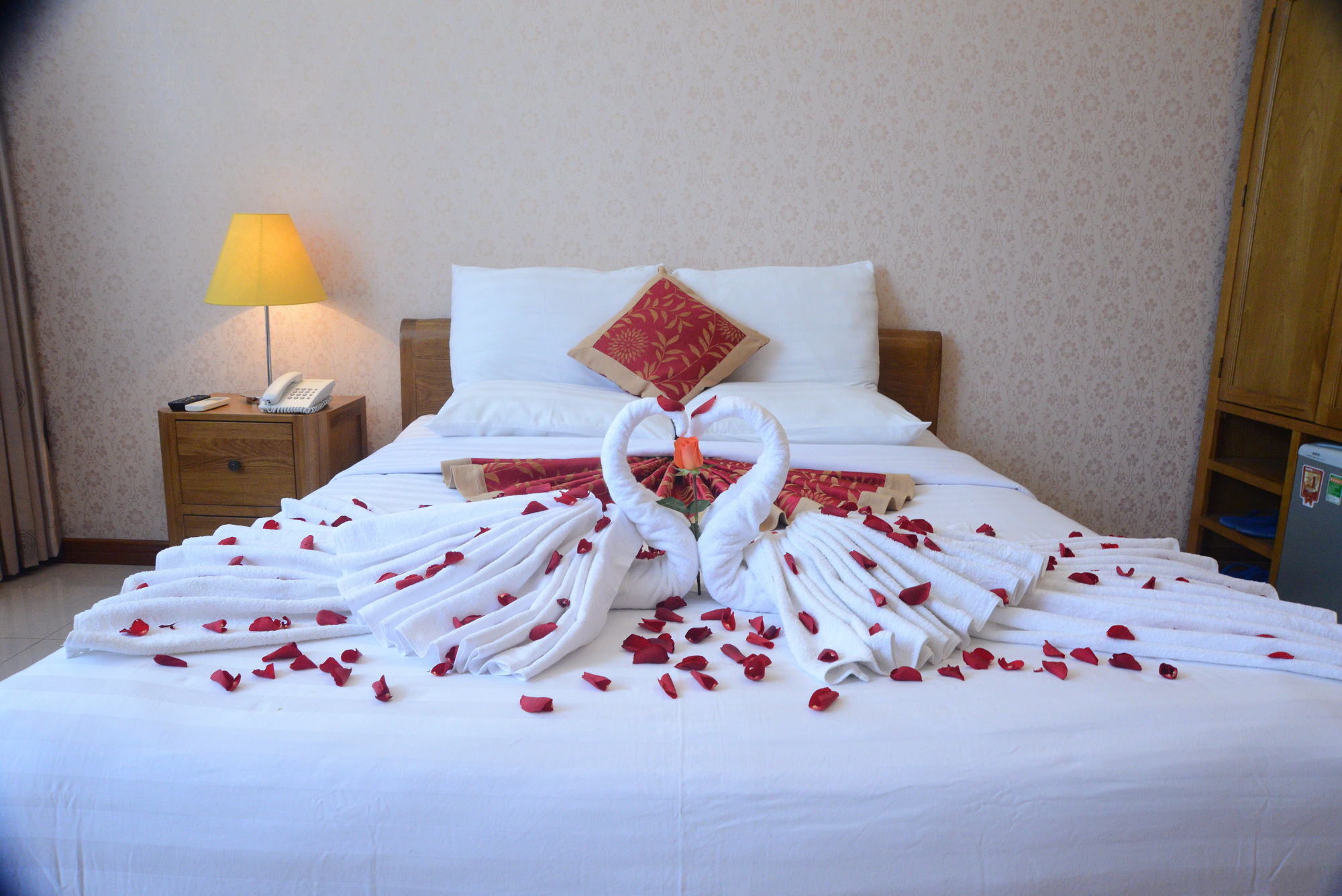 Hotel Sunflowers Airport 2*
