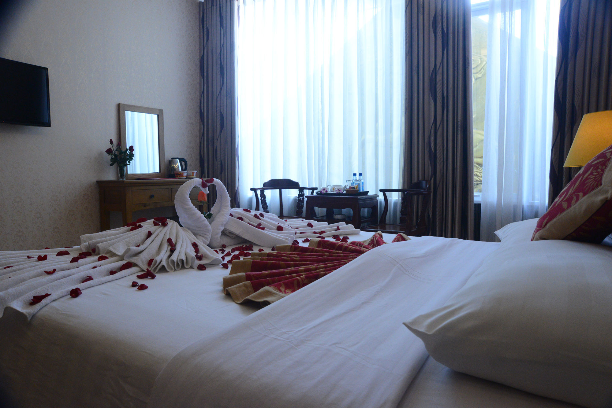 Hotel Sunflowers Airport 2*