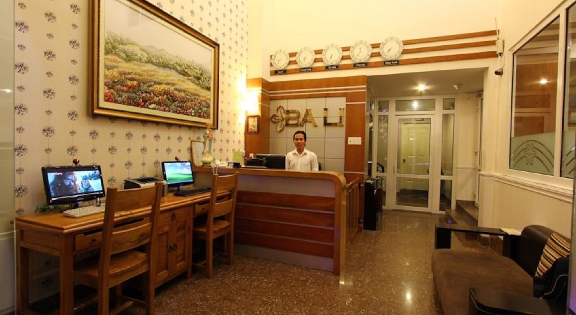 Bali 2*