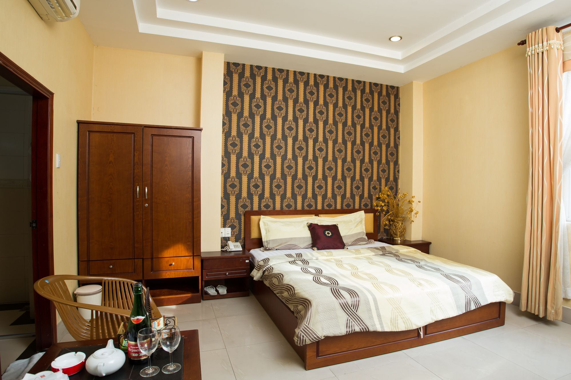 Hoa De Nhat Hotel- San Bay Tan Son Nhat