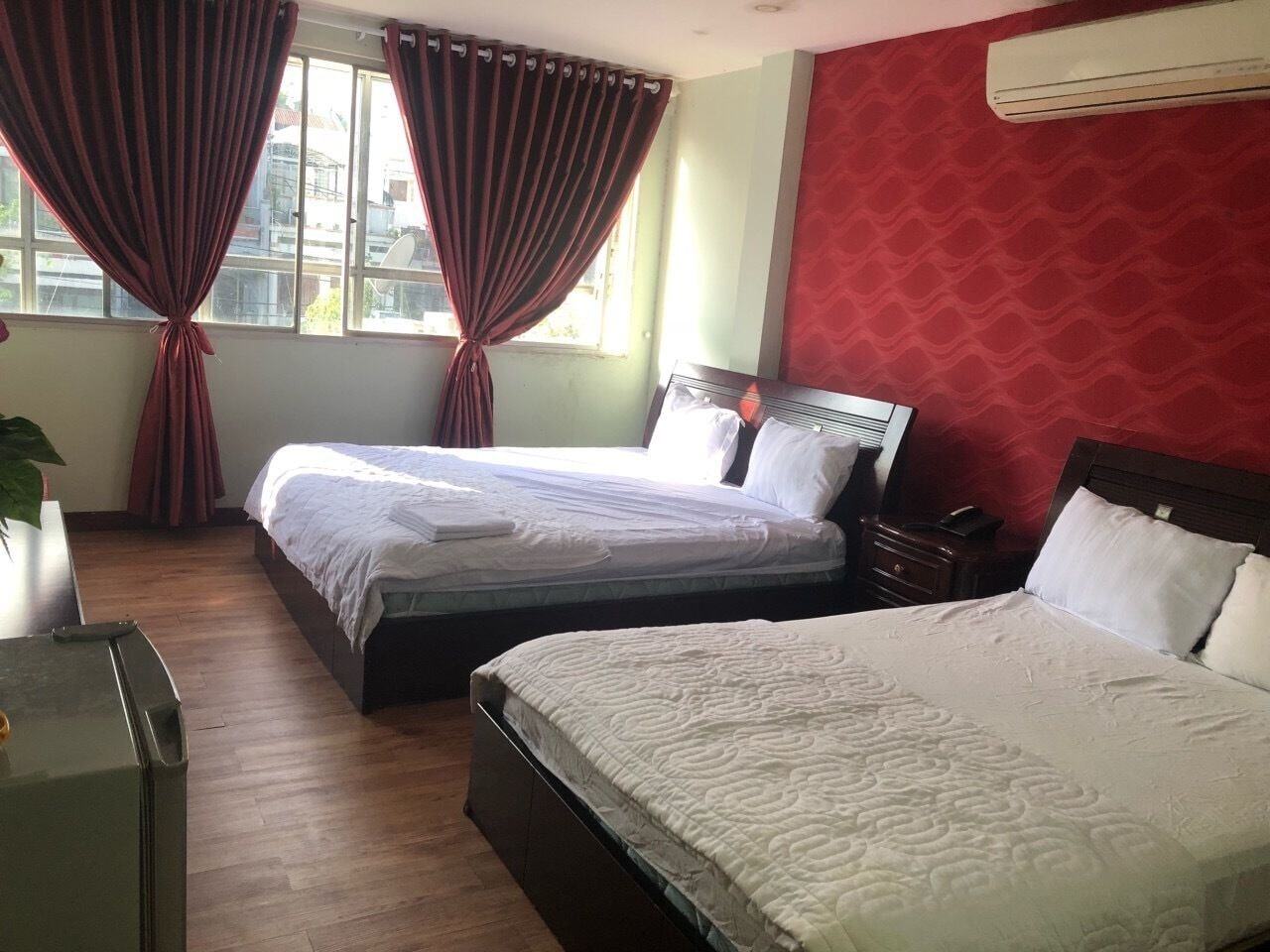 Hotel Aqua Long Son 2*