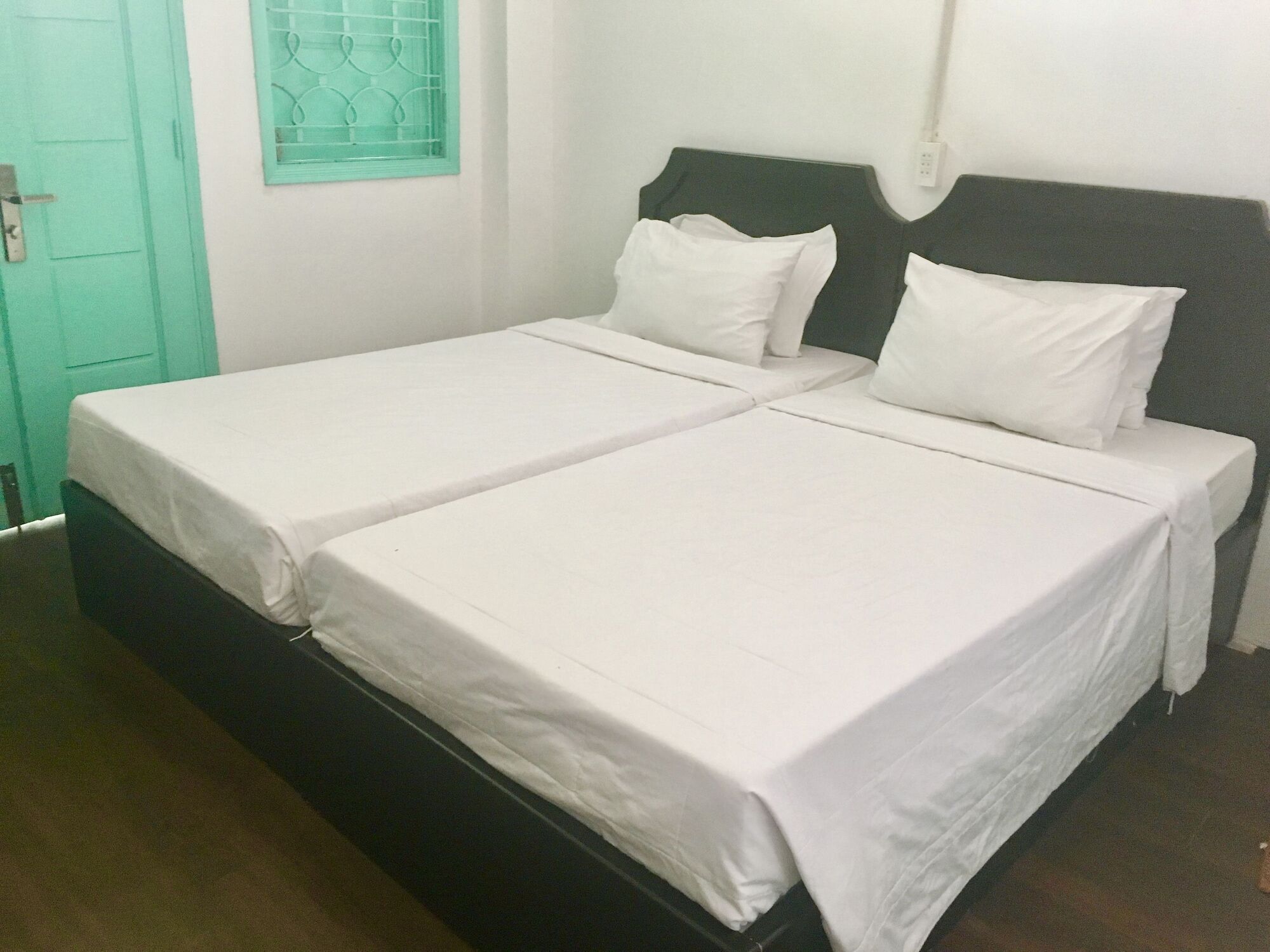 Queen Boutique Hotel 2*
