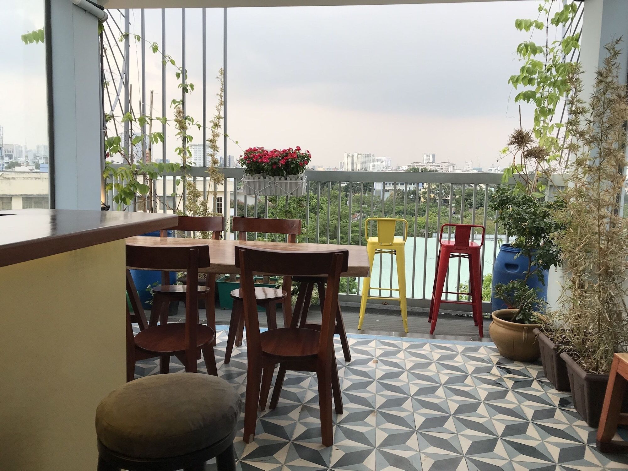 Smart Group Apartment