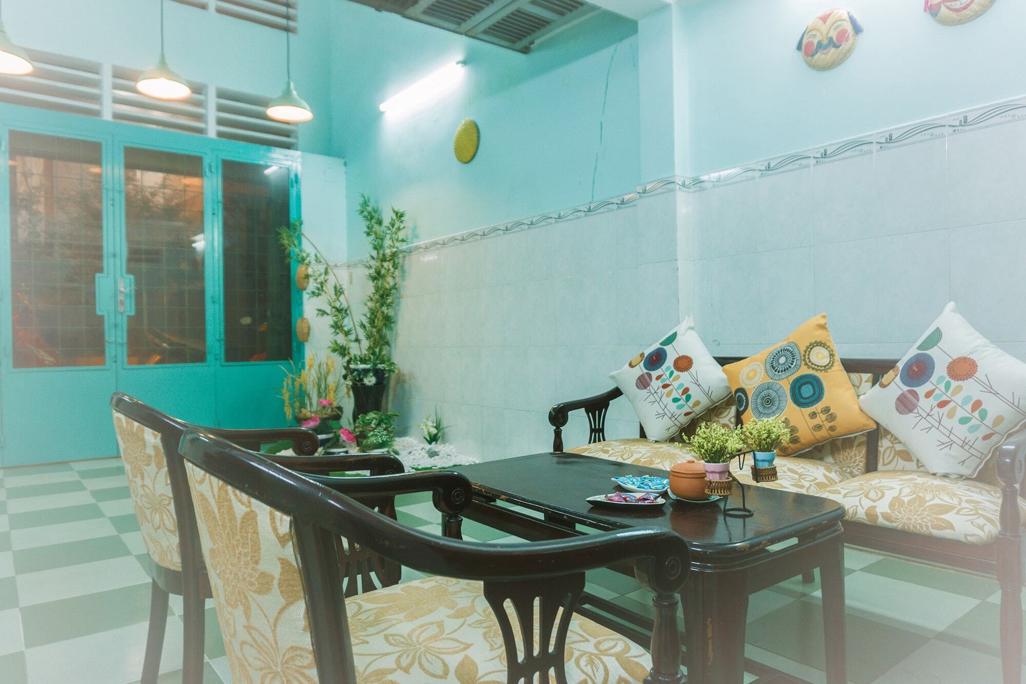 Sunny's House Hotel 3*