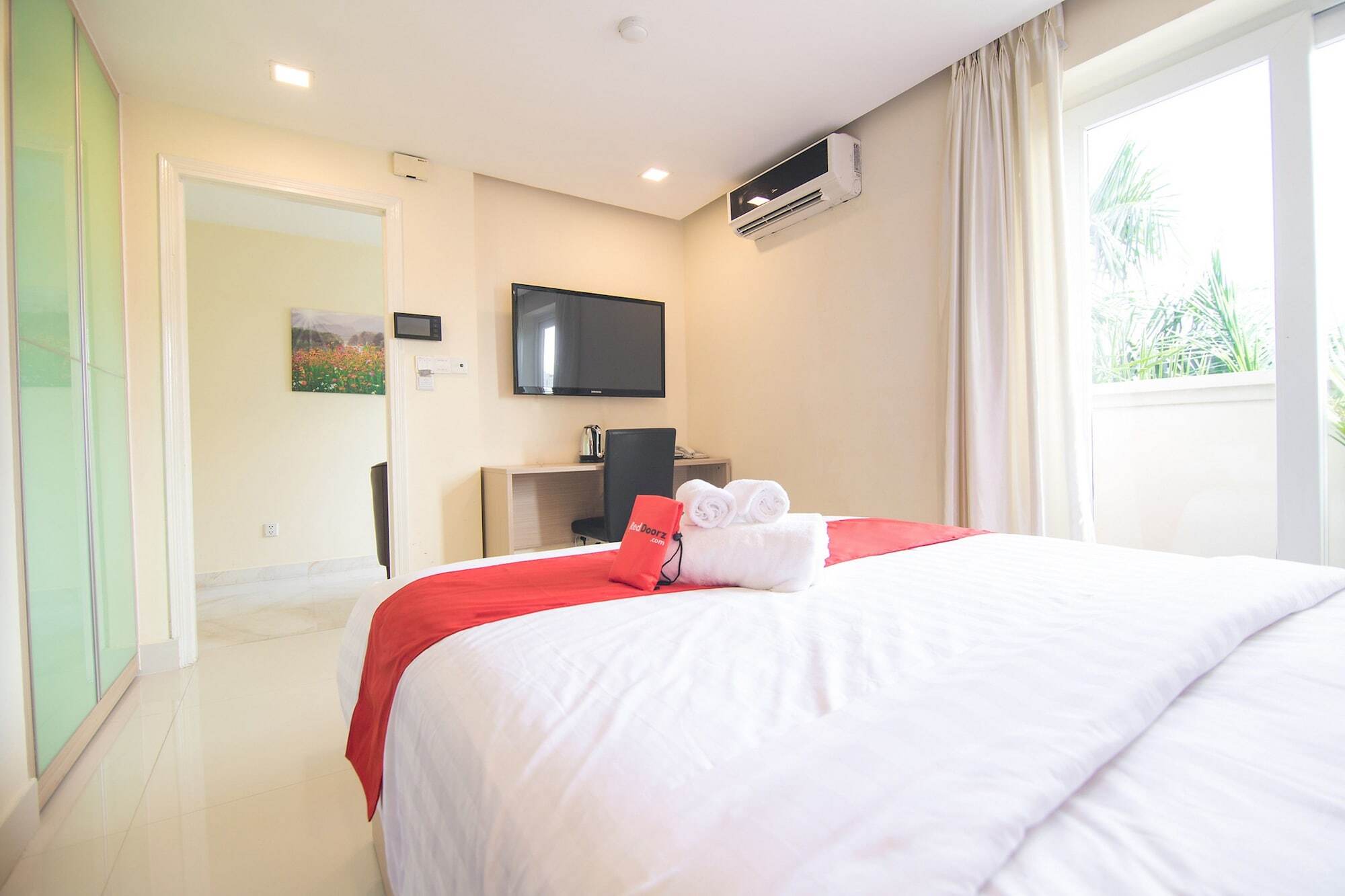 Hotel Reddoorz Near Secc 2